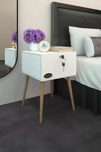 خزانة جانبية خشبية بساقين مع درج وقفل من كومودين تشينتاي بايز