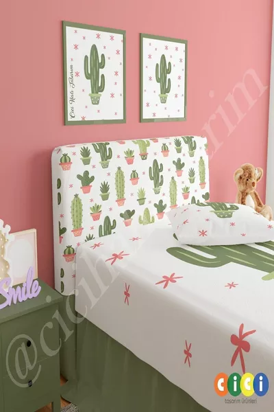 غطاء رأس السرير بنية بيضاء وصبار