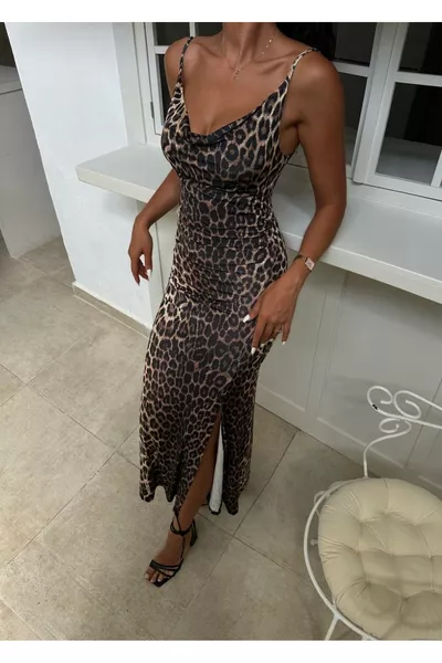 Trägerkleid mit Leopardenmuster und Seitenschlitz, exklusives Design