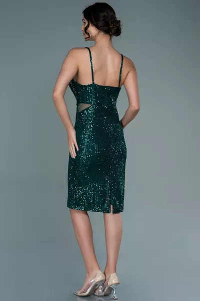 Zümrüt Yeşili Askılı Pul Payet Kısa Abiye 