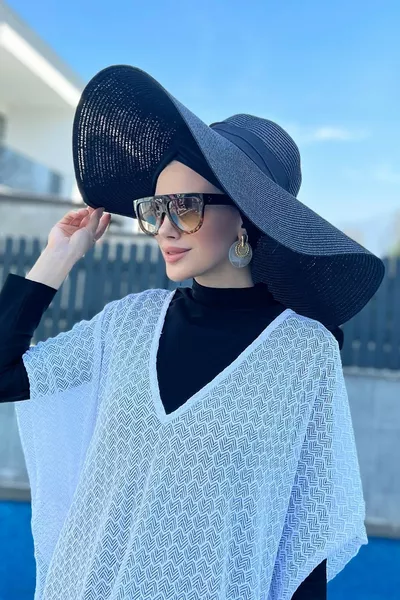 Large Straw Hat Black 