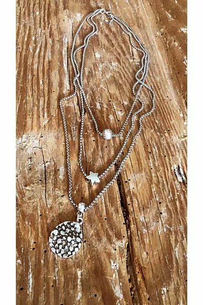 Layered Pendant Star Design