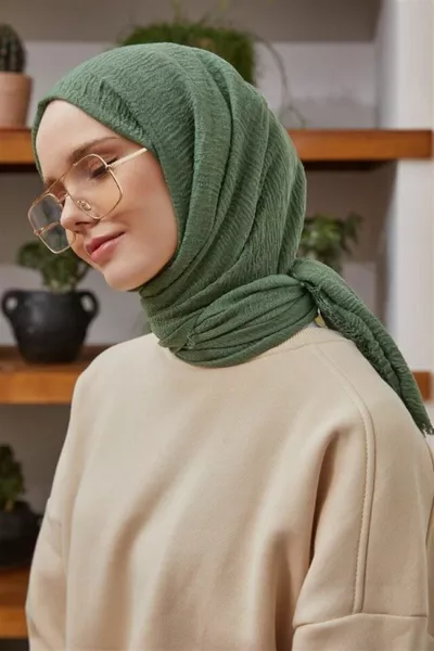 Bürümcük Mint Green Scarf (Lightweight Structure That Doesn't Require Ironing, Special Breathable Texture, Large Size, Thin and Delicate)