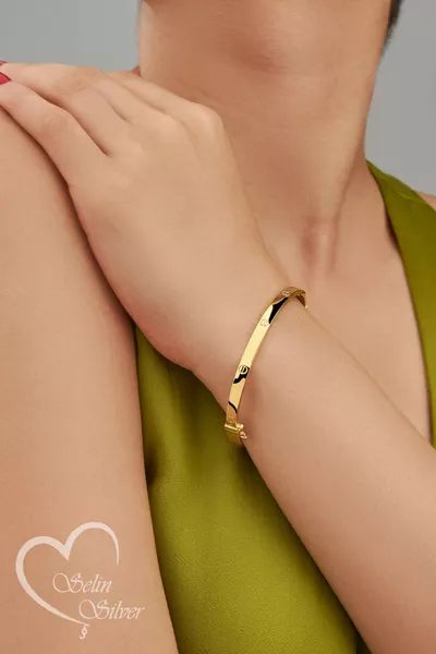 Modern Handcuff Bracelet Plain Model Gold Color Sterling Silver Bracelet