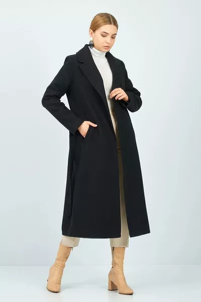 معطف طويل مبطن من الكشمير بحزام أسود