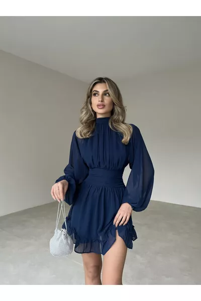 فستان كريب كحلي بياقة طويلة