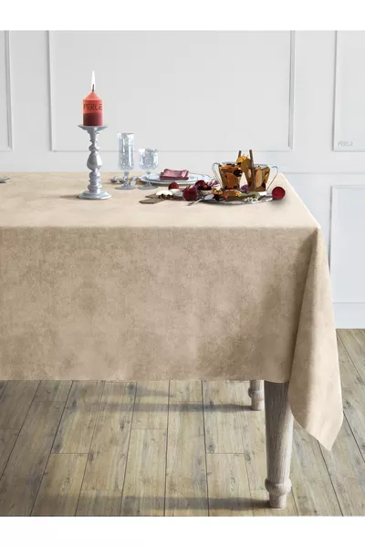 Скатерть Daily Series цвета беж с бархатистым рисунком