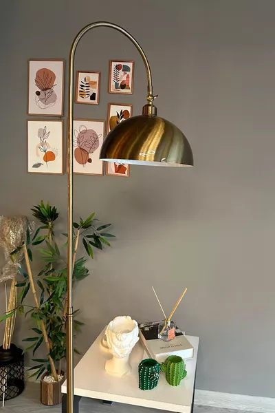 مصباح أرضي عتيق مع رأس قابل للتحريك ديكور حديث من المعدن لغرفة المعيشة أو غرفة الدراسة