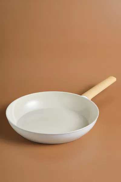 x Refika Crème d'Amande en Cristal Suisse Poêle avec Fond à Induction  Cm