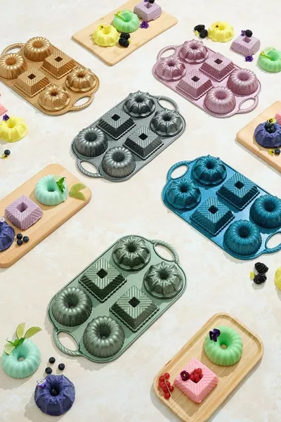 Griss Six In One 6er Gusseisen-Kuchenform Grau