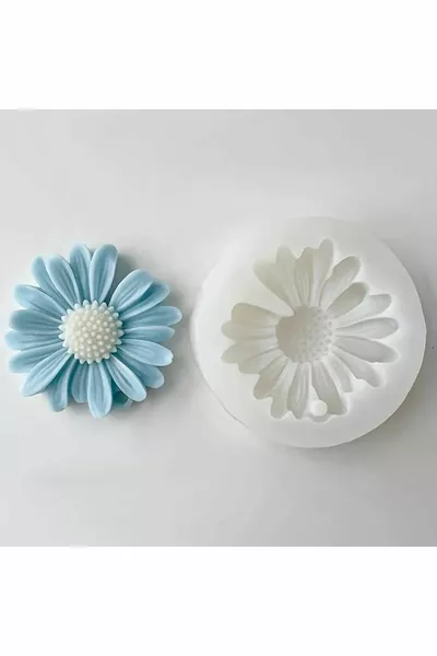 Силиконовая форма для свечей и мыла в виде ромашки