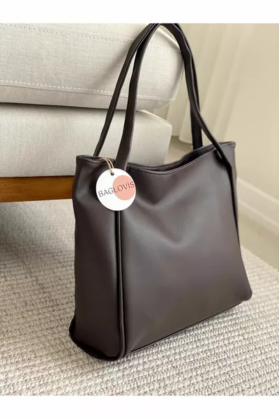 حقيبة نسائية كبيرة من الجلد الناعم