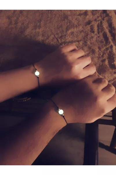 Glow-in-the-Dark Phosphorescent Cat's Eye Friendship Bracelet