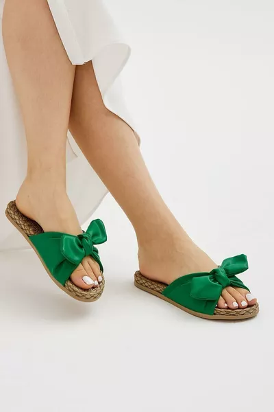 شبشب نسائي بفيونكة خضراء بنعل مانع للانزلاق للمسبح والبحر والشاطئ