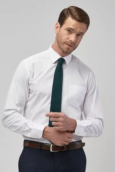 الرجال الأبيض العادية صالح عارضة صالح قميص