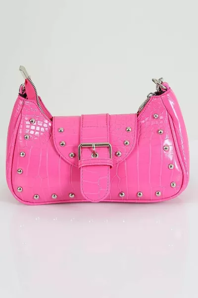 حقيبة تمساح بالعظم منقوشة باللون الوردي