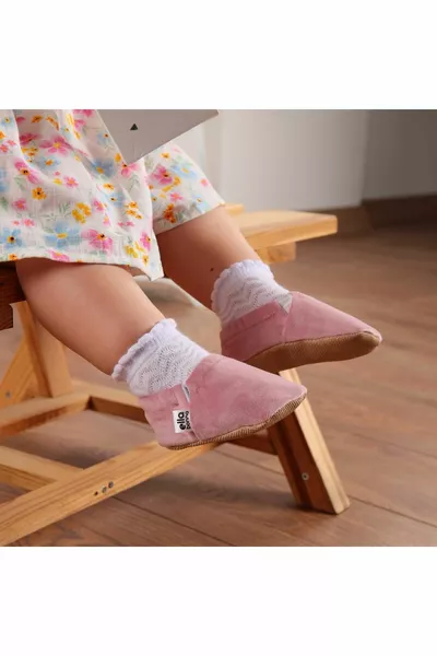 Non-slip sole, velvet baby booties, house boots slippers, nursery shoes, booties powder