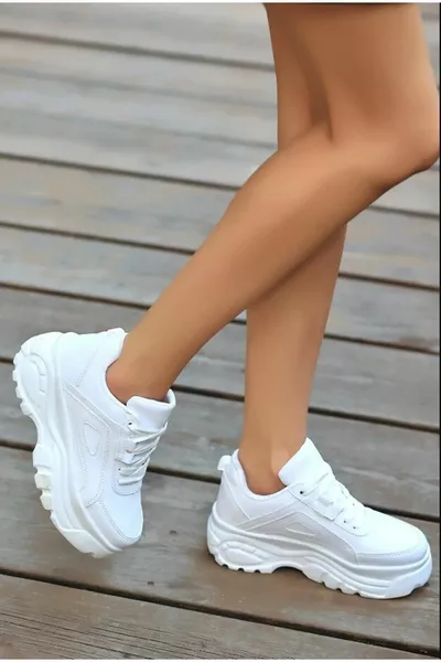 ليندا سنيكرز نسائي نعل عالي 6 سم