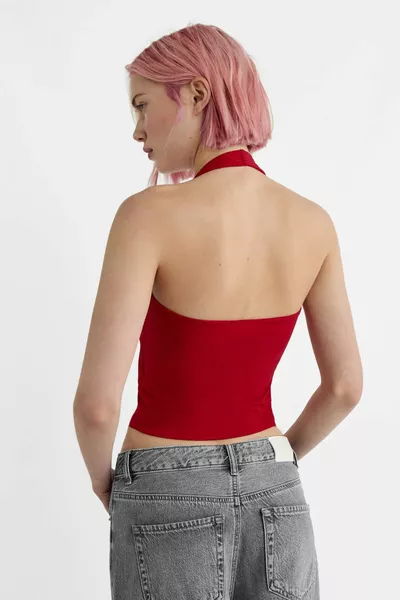 المرأة بورجوندي الرسن طوق المحاصيل أعلى الجسم