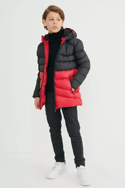 Manteau d’hiver à capuche noir-rouge coupe-vent rempli de fibres épaisses pour garçon