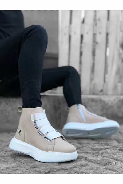 Мъжки спортни ботуши с висока поли подметка с кремаво бели презрамки 