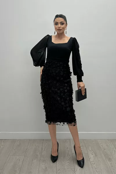 فستان كريب قماش ثلاثي الأبعاد - أسود