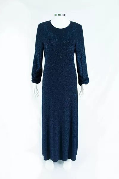 فساتين سهرة طويلة من الحجر واللمعان