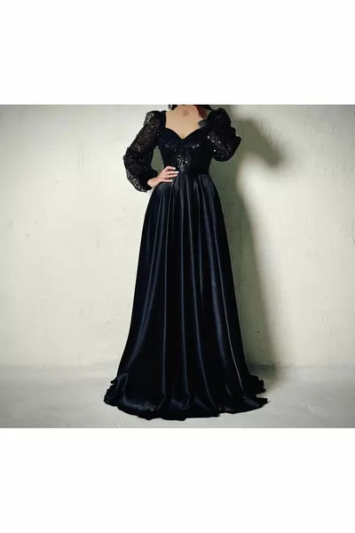 Вечерни рокли големи размери