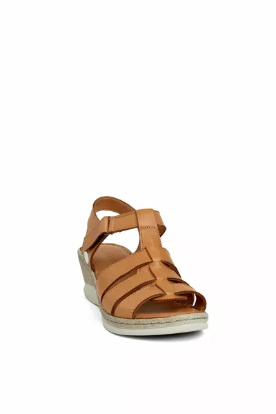  Women's Padded Heel Sandals Tan