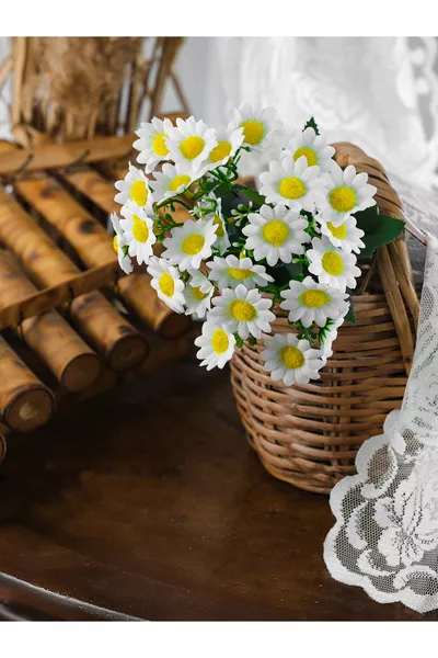 زهرة صناعية، بابونج أبيض، مظهرها طبيعي، بخمسة سيقان  زهرة