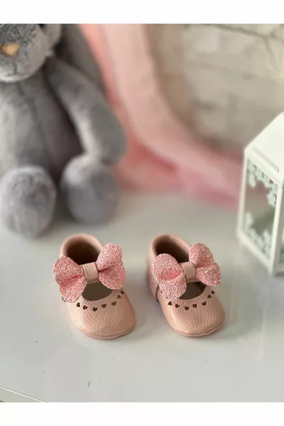 الوردي تألق جلد طبيعي الأطفال المتسكعون