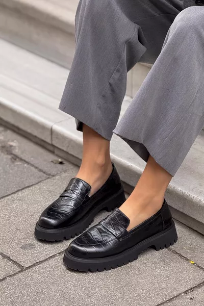 Queena Black Patterned Genuine Leather Thick Sole Detail Women Shoes