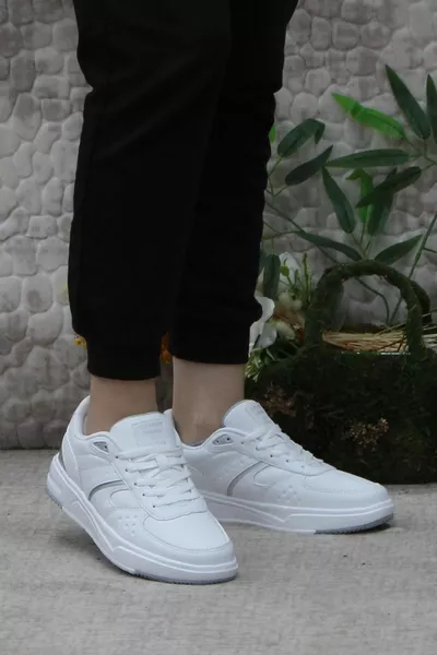 هيجل بو W أبيض فضي عارضة المنتج الأصلي أحذية رياضية نسائية