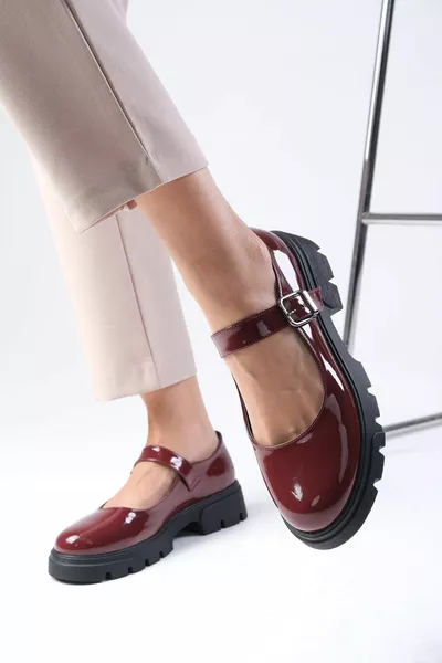 Cyntia Burgunder Farbe Lackleder Dicke Sohle Damen Ballerinas Loafer Schuhe