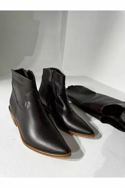 Nayis المر البني الجلد التوصيل مفصلة أحذية نسائية وأحذية