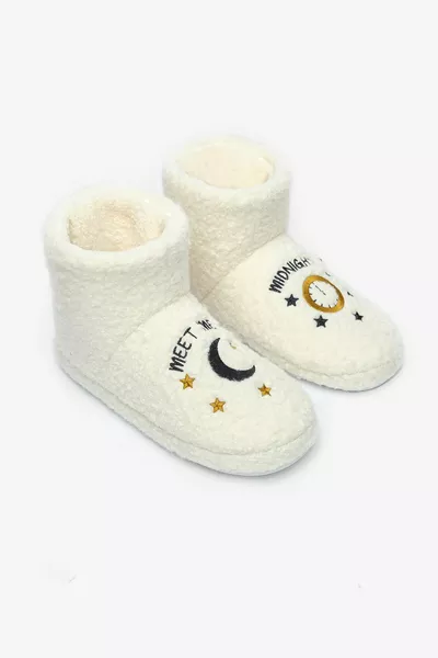 Полночь Грязно-белые сапоги