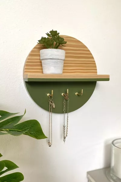 Заоблен мини рафт с куки | Дървен рафт | Рафт за маски | Стенно украшение | Рафт за ключове | Рафт за витрина