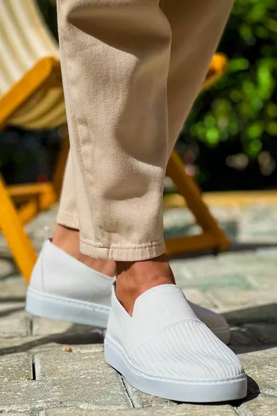  أبيض تريكو عالية النعل الدانتيل متابعة عارضة أحذية رجالية