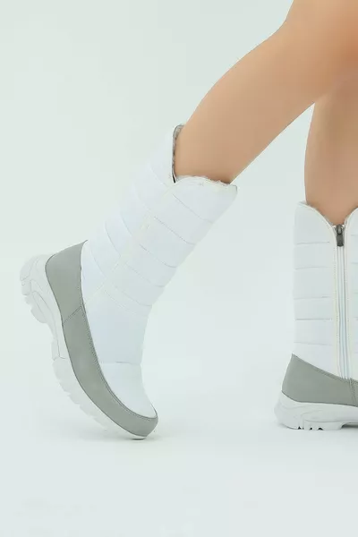 Weiße wasserdichte bequeme Schneestiefel aus langem Pelz für Damen