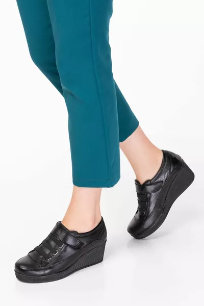  Ортопедическая женская обувь на каблуке на платформе Velcro из натуральной кожи