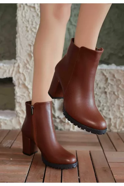 المرأة اليومية الاستخدام أحذية قصيرة بسيطة