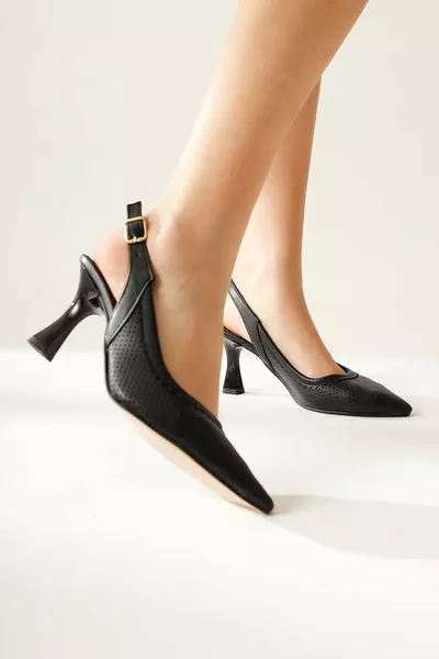 Meira Talons pointus perforés au laser noirs