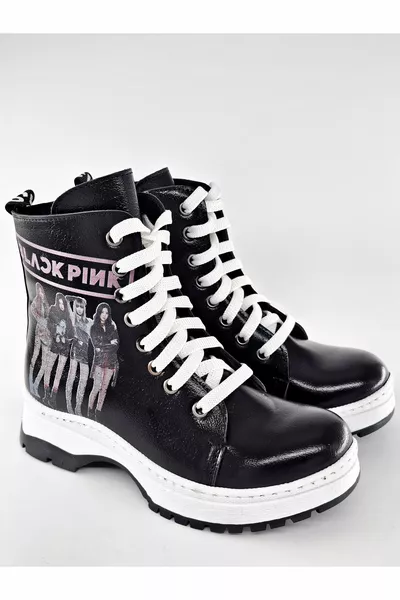 أحذية بنات مطبوعة بلاكبينك