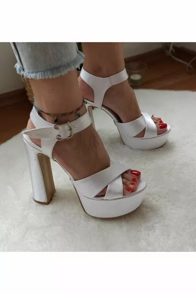 الأبيض الساتان منصة مساء اللباس الأحذية