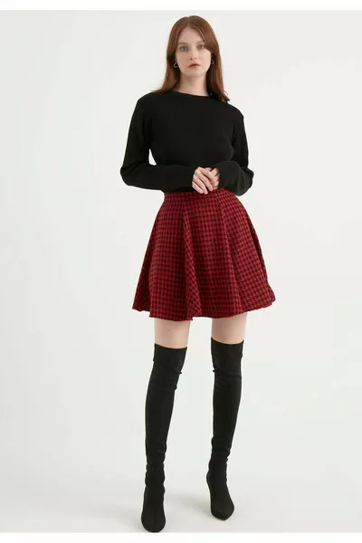 Kazayağı Desenli Mini Etek