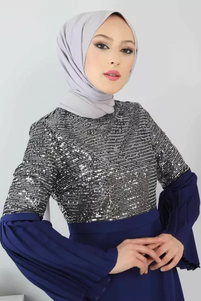 مطوي اللب مساء اللباس نيلي