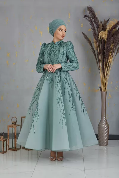 Вечернее платье принцессы мятного цвета с аппликациями спереди и шнуровкой сзади