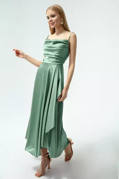 المرأة النعناع الأخضر انتفخ شق الساتان ميدي طول مساء اللباس والتخرج اللباس