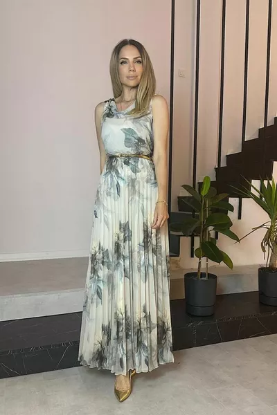  Kemer Detaylı Piliseli Şifon Elbise Bej