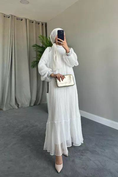 Афродита вечерна рокля бяла